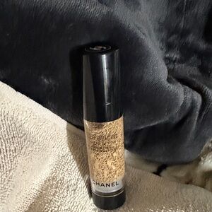 CHANEL Les Beiges Foundation - BD21